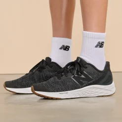 Boy's New Balance, Arishi Fresh Foam v4 Sneaker - Big Kid