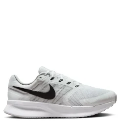 Men's Nike, Run Swift 3 Running Shoe - Extra Wide Width
